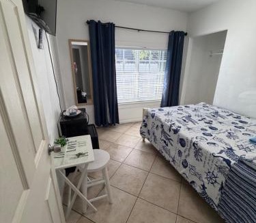 Little Havana House | B5 Best Value on Private Bedroom with Private Bathroom in Little Havana, Miami