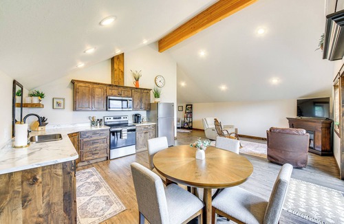 Bonners Ferry House | Balcony & Patio w/Mtn Views! Bonners Ferry Escape