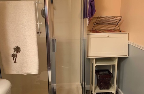 Dam Neck Apartment | Balcony suite 3 blocks from oceanfront and convention center.