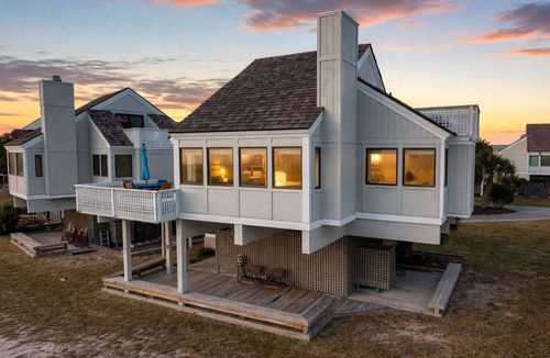 Bald Head Island Villa | Bald Head Island Oceanfront Coastal Retreat with BHI club access