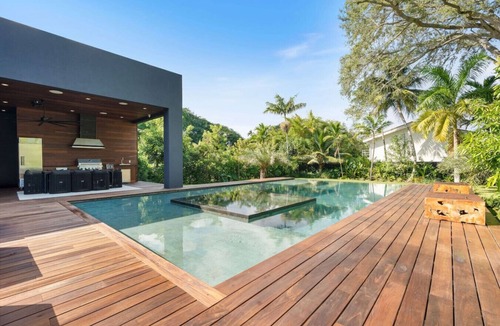 Northeast Miami House | Bali-Inspired Luxury Villa w/Saltwater Pool + Spa