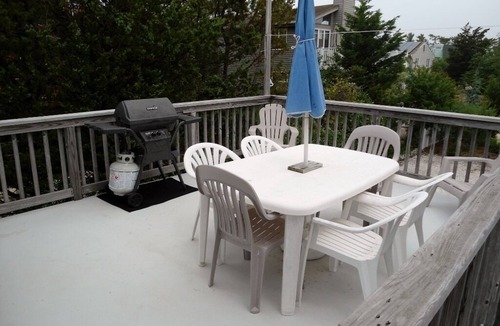 Beach Haven House | Barnegat Light, ocean block, classic 3/1, uncrowded beach, decks front and back