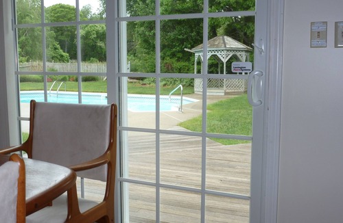 Barnstable House | Barnstable Village Private Pool