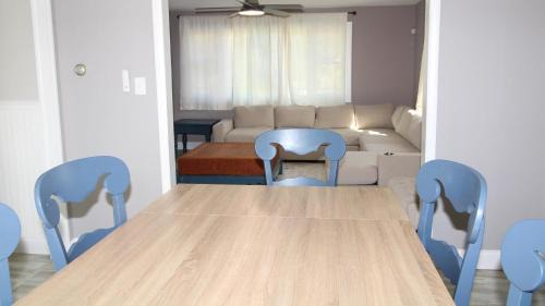 Town Bank House | Bay Beach Bungalow