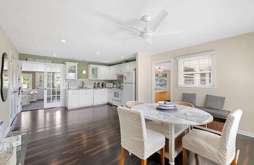 North Cape May House | Bay Breeze Retreat | Dog-Friendly | Hot Tub | 9 Homes from Delaware Bay