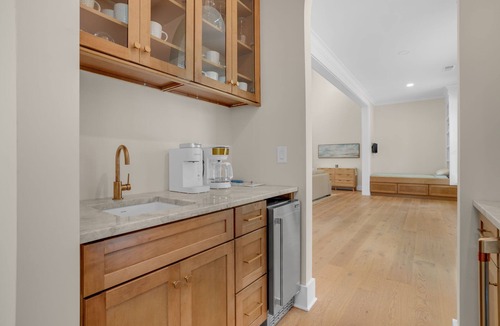 Cape Charles House | Bay Breeze Retreat | Luxury Bay Creek 6BR w/Hot Tub, Golf Carts, Golf, Pools & Private Beach