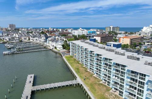 Midtown Ocean City Apartment | Bay Club Resort by CoolVacay