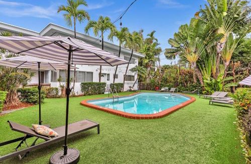 Bay Harbor Islands Apartment | Bay Harbor Boutique Vacation Rental