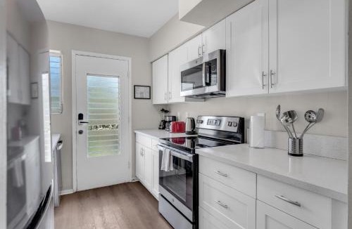 Bay Harbor Islands Apartment | Bay Harbor Boutique Vacation Rental