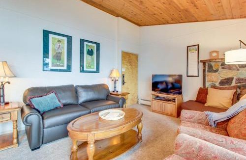 Whitefish Apartment | Bay Point Lakefront 1B Up