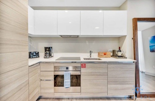 Hollywood Apartment | Bay View Balcony+ Rooftop Pool+ Near Beach