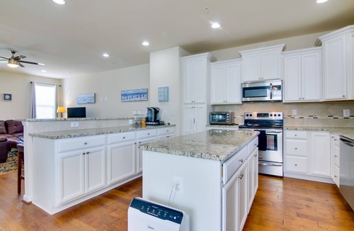 West Ocean City House | Bay Views! Luxury Family Retreat in Ocean City