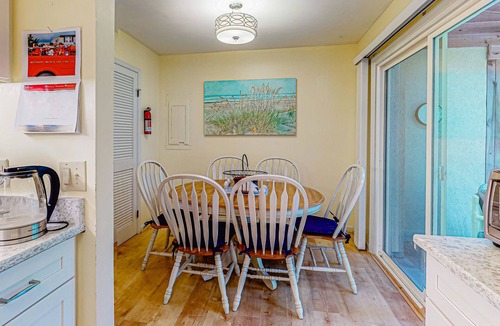 Bethany Beach House | Bayberry Woods townhouse with access to pool/tennis, fireplace & washer/dryer