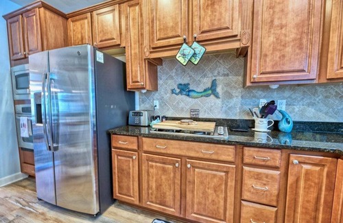 The Commons House | Bayside * 3 BR Luxury Townhome