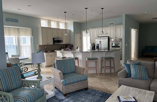 The Commons House | Bayside * 4BR Fenwick Island Resort Vacation House