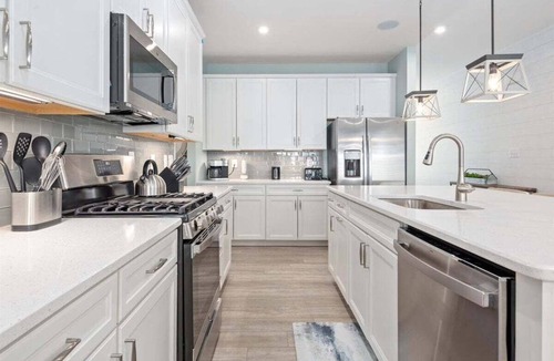 St. Martin House | Bayside * 5BR Luxury Home