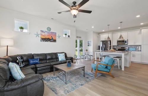 Tower Hill House | Bayside Bliss at Cape Charles | Brand New 3BR w/Pond Views, Loft Space & Primary Suite Near Town