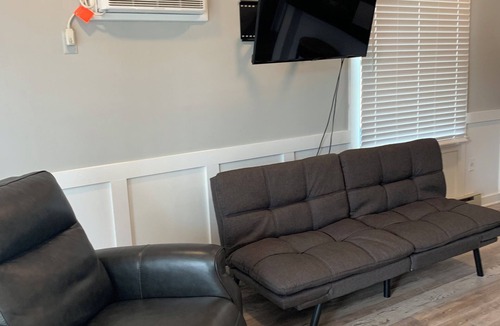 Little Salisbury Condo | Bayside Canal condo in Mid-Town Ocean City, MD Pets Welcome, No pet fee!