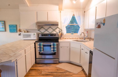 Harvey Cedars House | Bayside House - Quiet neighborhood