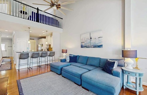 The Commons House | Bayside Resort -11282 Signature Blvd.