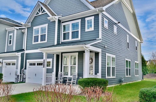 Bayside Villa | Bayside Resort: Great Location Walk to The Pool:
