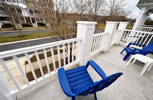 The Commons Villa | Bayside Resort * New Listing * 3BR Luxury Villa Home Close to Pool 11282 *