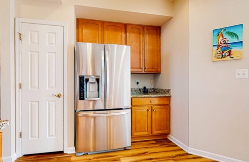 Selbyville House | Bayview Landing dog-friendly townhouse with patio, AC, & pool access