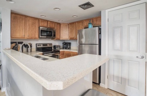 Diamond Beach Condo | Beach Building,Walkout,Nxt to oceanfrt Condo-StepsToBeach,pools,Hottubs!