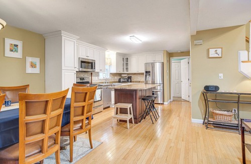 Mashpee House | Beach and Lake Access: Family Getaway in Mashpee