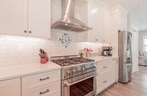 Town Bank House | Beach Block 4 Bed/3 Bath Home with Pool