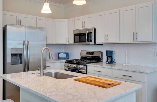Cape May - Wildwood Apartment | Beach Block Beauty w/Pool