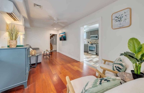 North Wildwood House | Beach Box | Walk to Beach & Boardwalk