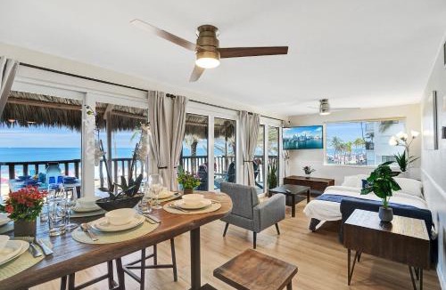 Hollywood House | Beach Condo 2BR & Efficiency Combo on Hollywood Beach