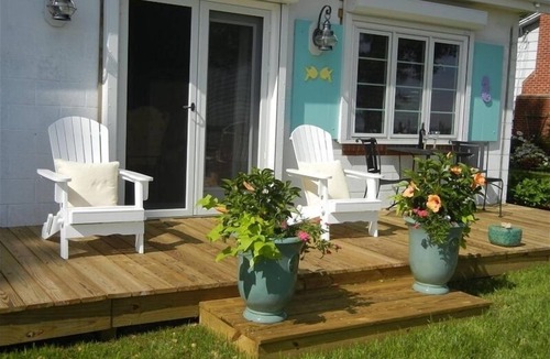 Surry Cottage | Beach Cottage - James River - America’s 250 Yr Birthday Celebration