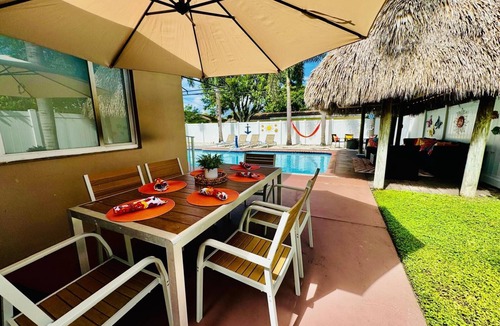 Beachway Estates House | Beach & Fun: Heated Pool, Tiki Hut, Fire Pit, Bikes