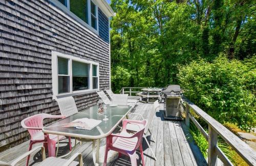 Orleans House | Beach Getaway with Private Backyard