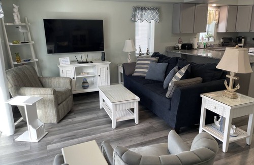 Diamond Beach Condo | Beach House Condo in Diamond Beach just steps to private beach, beach bar, entertainment and much more!