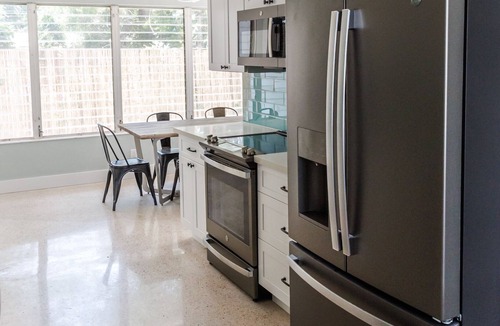 Briny Breezes House | Beach House East of A1A- 3 Bedroom 3 Houses from Beach