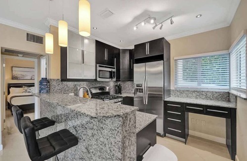 Hendricks and Venice Isles Apartment | Beach Isles 1BR Apartment w/Patio Near Las Olas