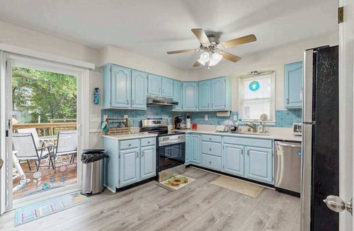 Caine Woods House | Beach Retreat