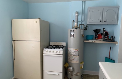 Cottage Line Apartment | Beach Side Studio #1 - Pet Friendly, WiFi, Off-Street Parking, Large Smart TV