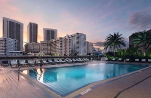Hallandale Beach Hotel | Beach Studio Apmt 2 Full Beds