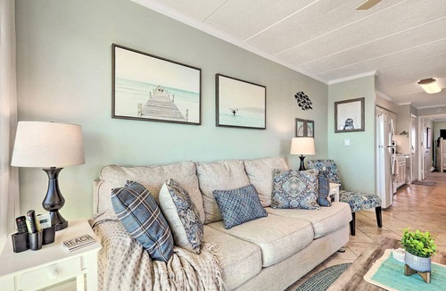 Ocean City Condo | BeachBox II Panoramic Inlet Views Bayside Pool Park Free Couple's Corner