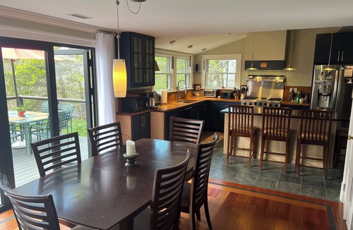 Brewster House | Beaches & Harbor Minutes Away. Perfect For Large Families/Reunions. Central AC