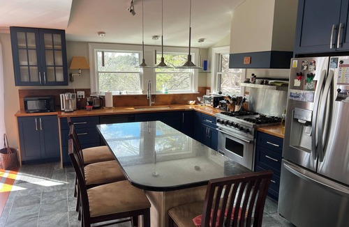 Brewster House | Beaches & Harbor Minutes Away. Perfect For Large Families/Reunions. Central AC