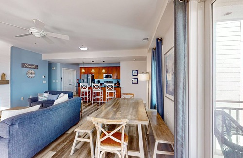 Sandbridge Condo | Beachfront 2nd-floor condo with ocean views, balcony, 3 pools & gym