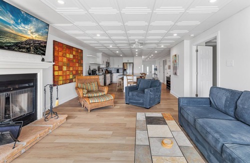 Diamond Beach Condo | Beachfront 3 BR condo in Diamond Beach with pool - Completely renovated for 2024