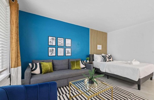 North Beach Apartment | Beachfront Bliss 1BR Miami Beach