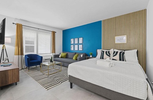 North Beach Apartment | Beachfront Bliss 1BR Miami Beach