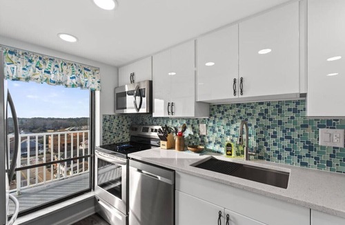 Northeast Virginia Beach Condo | Beachfront Condo/Pool/Surfing/Fishing/EW 1101